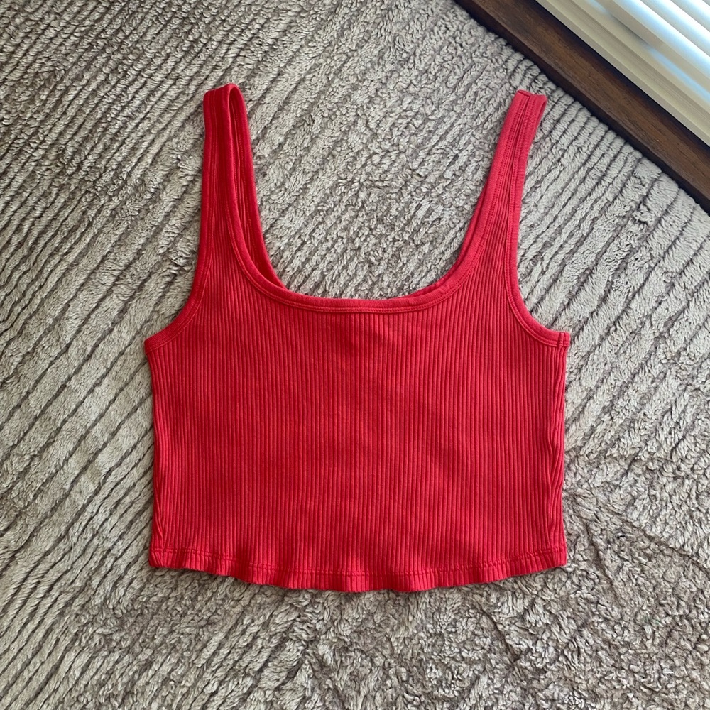 Old Navy Hot Pink Ribbed Tank Top Size Medium going out party cropped shirt